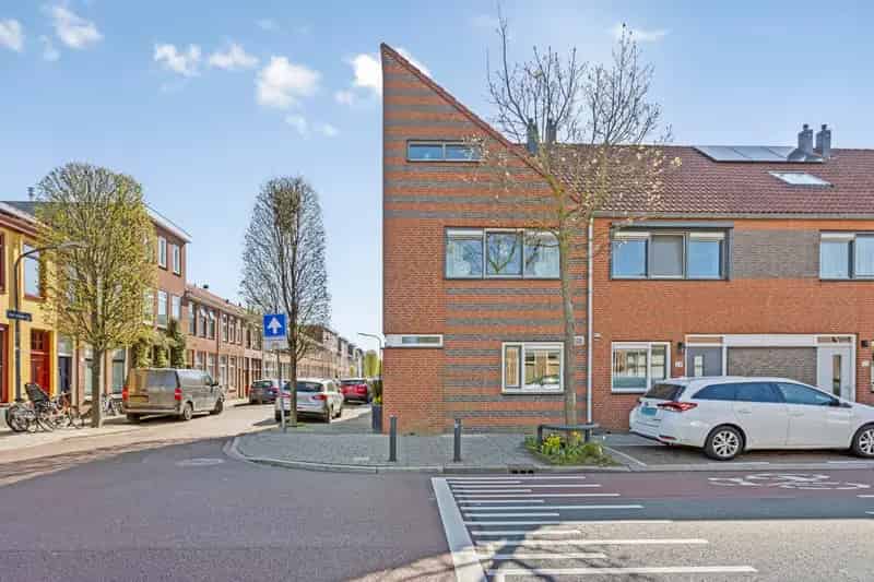 Ruime Eengezinswoning Haarlem 4 Slaapkamers Tuin Nabij Centrum