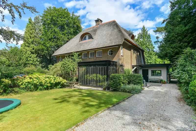 Halfvrijstaand huis Doorwerth 5 slaapkamers gerenoveerd