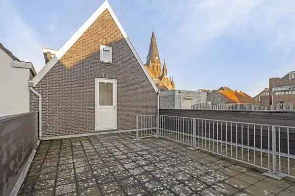 Moderne bovenwoning Steenbergen 2 slaapkamers garage dakterras