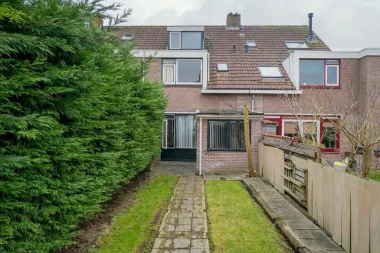 Te Koop Wieken 55 Avenhorn Starterswoning 3 Slaapkamers