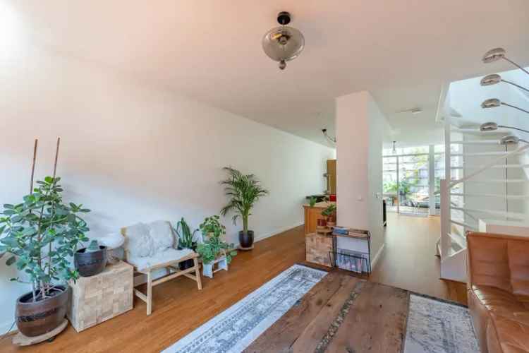 Huis te koop Amsterdam Oost Sporenburg 87m2 dakterras garage