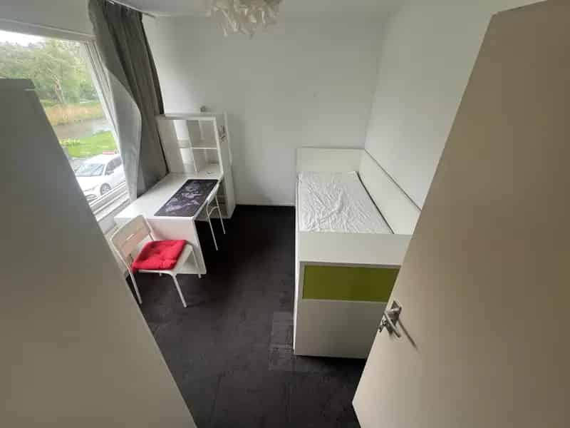 Kamer Morgensterlaan:  Nette kamer nabij Zernike