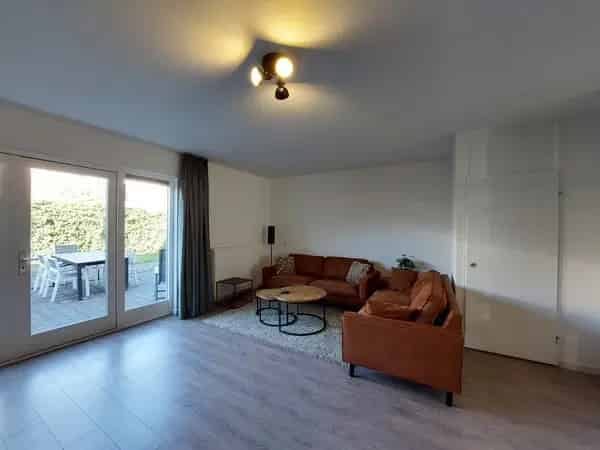 Modern Gemeubileerd Huis Roosendaal Nabij Voorzieningen