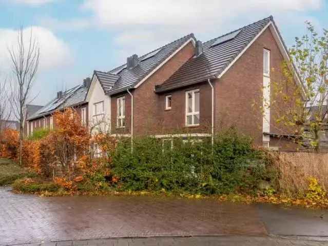 Hoekwoning Aalsmeer 3 slaapkamers 2 badkamers