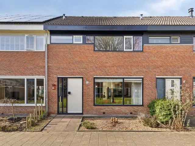 Ruime gezinswoning 4 slaapkamers Emmeloord West