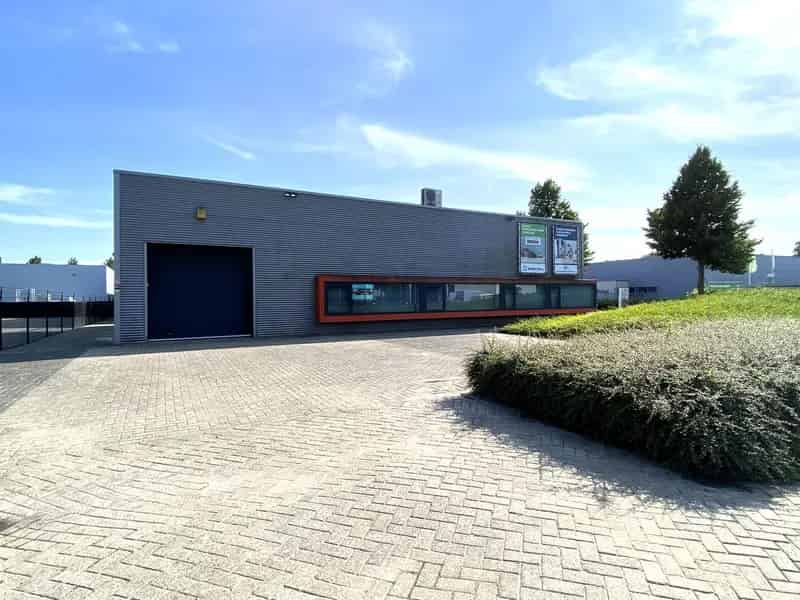 Kantoorvilla te koop en te huur Dronten