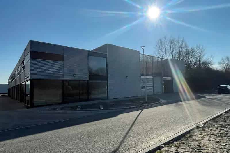 Bedrijfshal Almere te koop: Opslagruimte 30m²