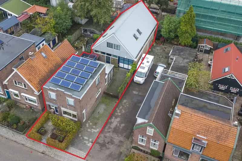 Bedrijfshal Woning Waddinxveen 212m² 106m²