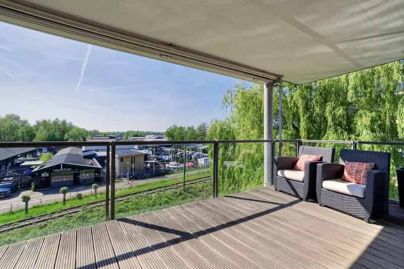 Luxe appartement Amsterdam 93m2 2 slaapkamers ruim terras