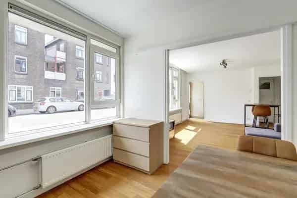 Lombok Benedenwoning 75m2 Tuin 2 Balkons Nieuwe Keuken
