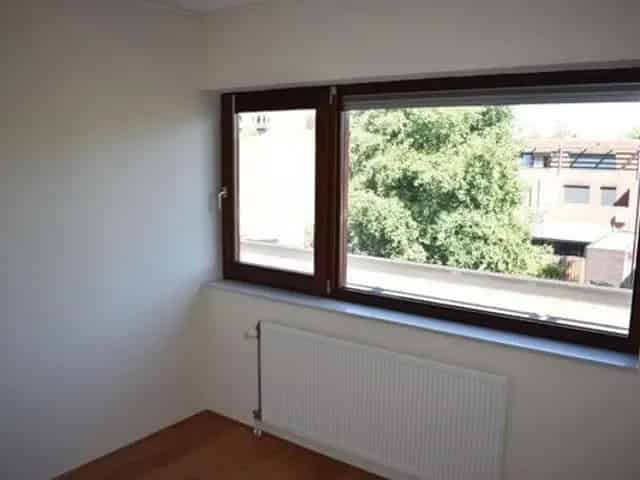 Huis Grashoen Eindhoven Ruime woning met tuin