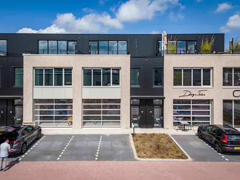 Bedrijfshal Hilversum te huur 254m2 Kerkelanden
