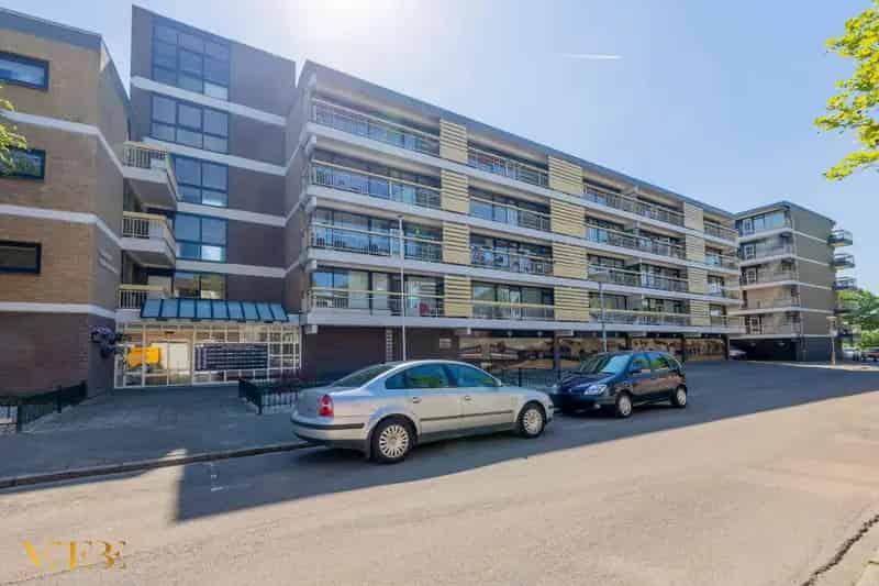2 Kamer Appartement Centrumlocatie Parkeergelegenheid Balkon