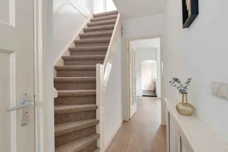 30er Jaren Middenwoning Hilversum 3 slaapkamers Moderne badkamer