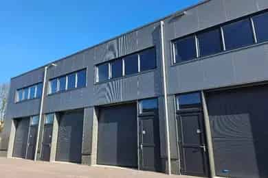 100 m2 Bedrijfsruimte te Huur Almere