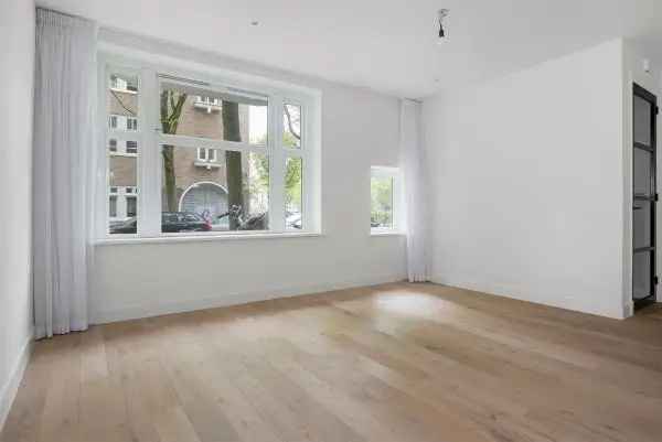 Gerenoveerde Parterre-Woning Stadionbuurt Amsterdam