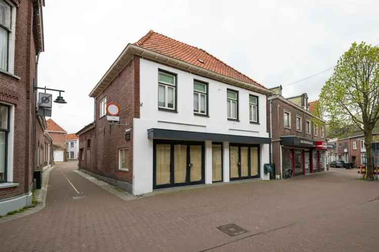 Bedrijfshal Groenlo | Zoek bedrijfshallen te koop: Kevelderstraat 25--27 7141 BE Groenlo [funda in business]