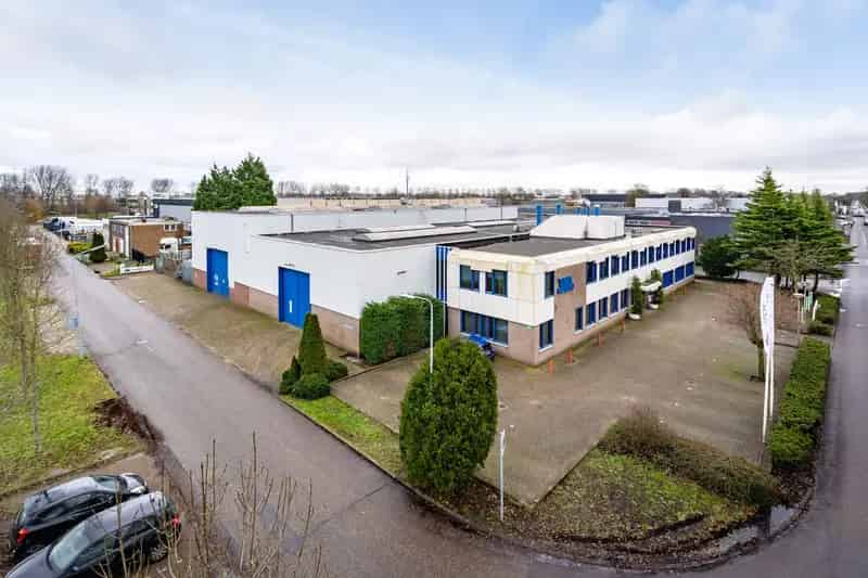 Bedrijfshal Hoofddorp | Zoek bedrijfshallen te huur: J.C. Beetslaan 167 2131 AL Hoofddorp 