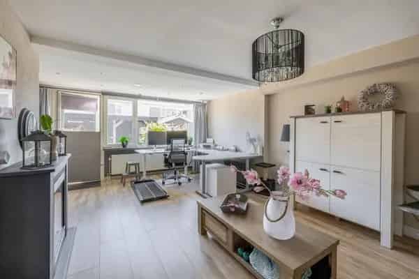 Ruime Drive In Woning Middelharnis 3 Slaapkamers Garage