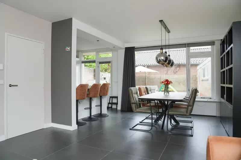 Huis te koop Gemonde 4 slaapkamers moderne keuken grote garage