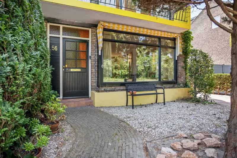 Hoekwoning Nassauwijk Voorschoten Garage Tuin