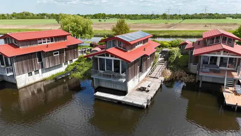 Huis Te Koop , 80-140, Rijksstraatweg, Noardburgum, Fryslân