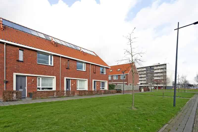 Grote Zolder Met Vaste Trap