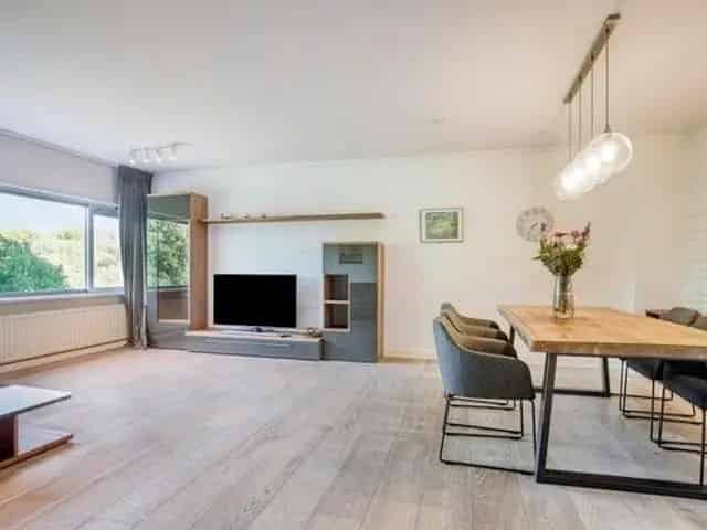 Ruim 3-kamer appartement Buitenveldert Amsterdam