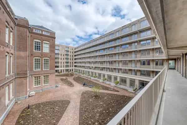 Luxe senioren appartement Amsterdam  Hoog wooncomfort en zorgdiensten