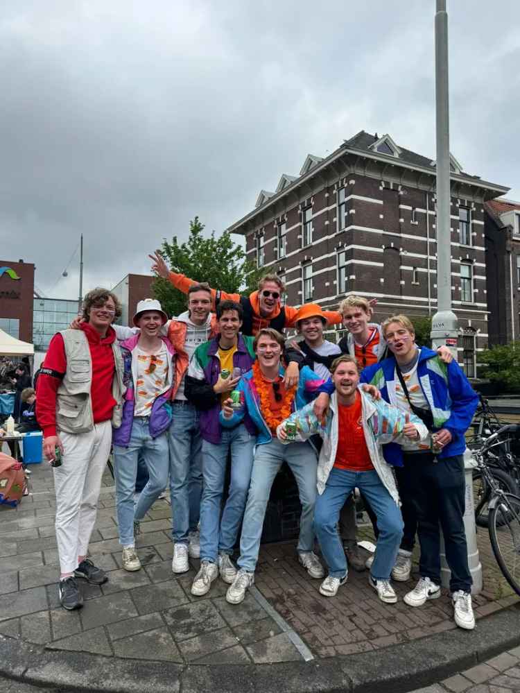 Kamer in Wageningen: Gezellig huis met 3 kamers beschikbaar