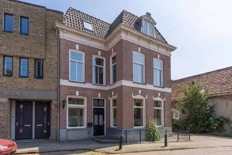 Huis te koop Nijkerk: Monumentaal pand met 7 slaapkamers