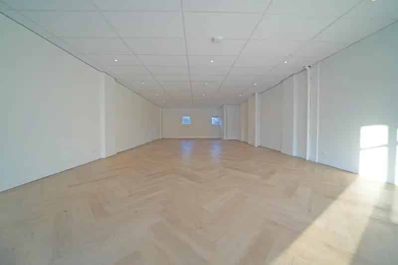 Winkel te Huur Almere Brouwerstraat 75m²