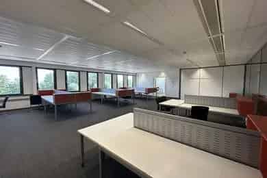 283 m2 kantoorruimte te huur in Honselersdijk