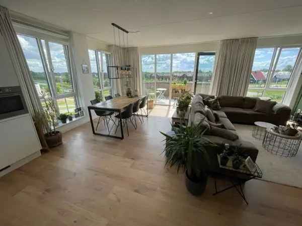 Modern Appartement Schuytgraaf Aan Het Water 97m2