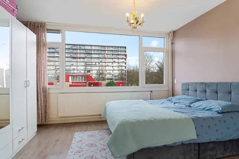 Ruime Tussenwoning 4 Slaapkamers Maassluis