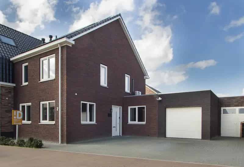 Luxe 2-kapper Kaatsheuvel A+++ energielabel 3 slaapkamers garage veranda