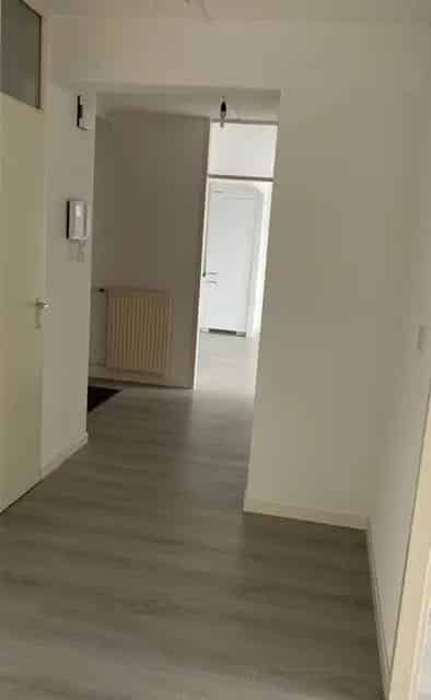 Portiekflat 3 kamers Almere te huur