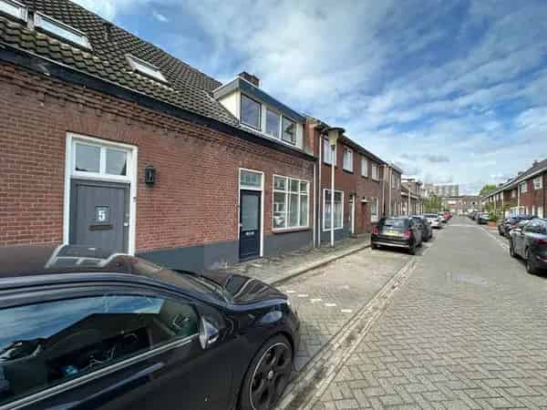 Gestoffeerde Tussenwoning Helmond Centrum 3 slaapkamers