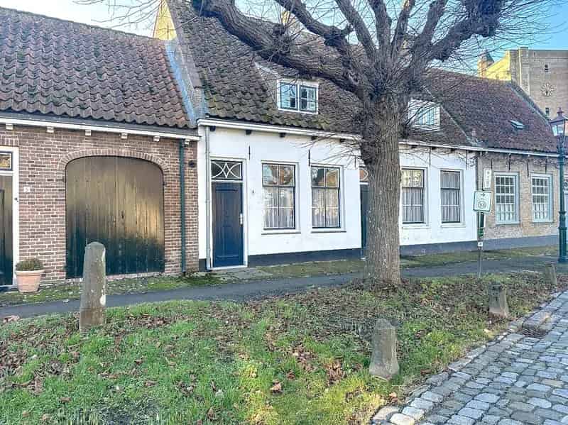 Karaktervolle Tussenwoning te St Anna ter Muiden