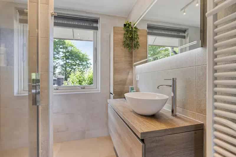 Luxe Hoekwoning Tilburg 4 slaapkamers Ruime Tuin Garage