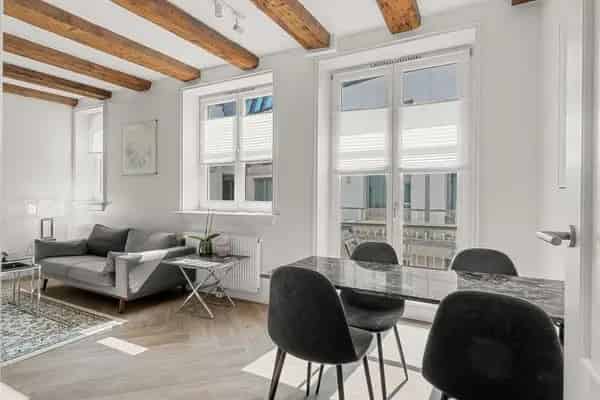 2-kamer appartement Amsterdam Spuistraat 52m2 gemeubileerd