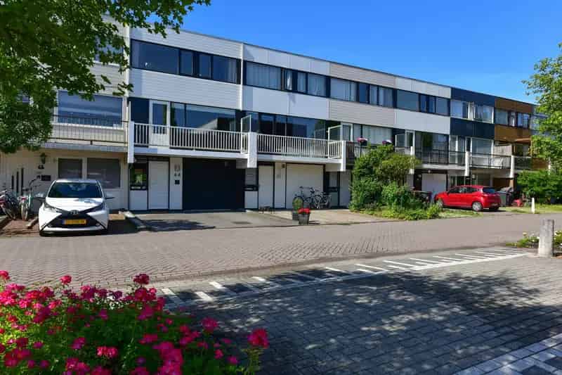 Ruime Drive In Woning 4 slaapkamers 2 badkamers Uithoorn
