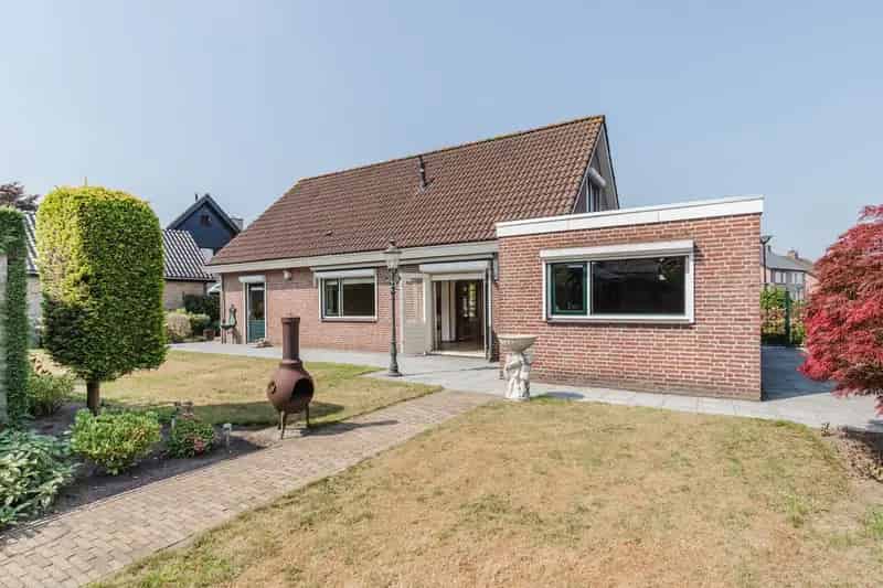 Huis te koop: Beukenlaan 5 4744 CG Bosschenhoofd | Funda