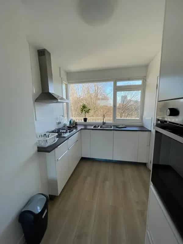 3 Slaapkamers Appartement 80m2 te Huur, Balkon, Opslagruimte