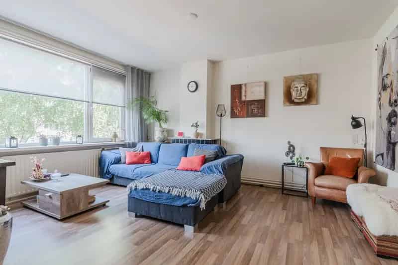 Appartement te koop Tilburg: 3-kamer appartement 71m2 met 2 balkons