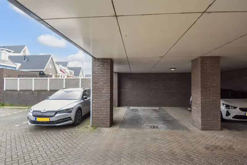 Overdekte Parkeerplaats Stavangerstraat Den Haag