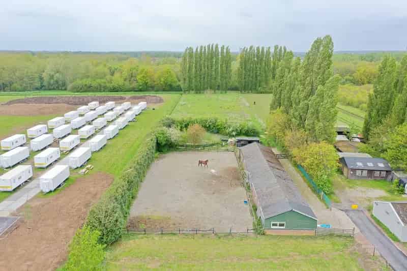 Bouwgrond Huissen met Paardenstallen