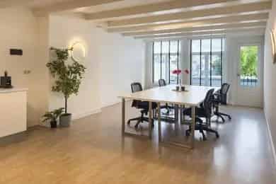104m2 Kantoorruimte Amsterdam te Huur