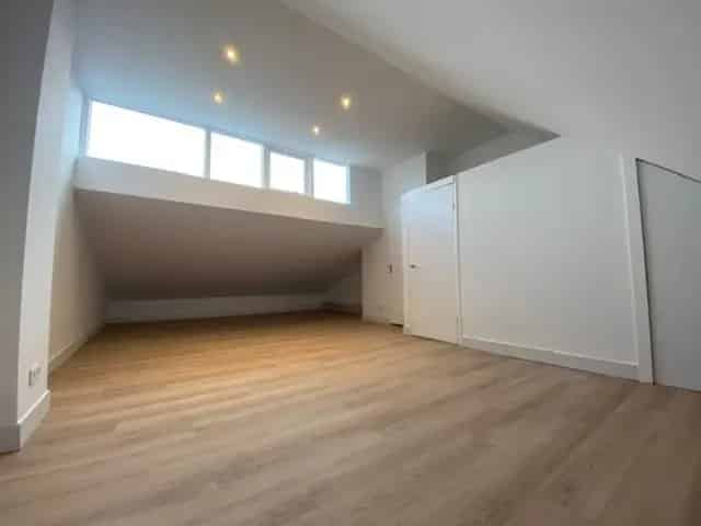 Tussenwoning Tilburg 5 Kamers 87m2 1 Juli 2025