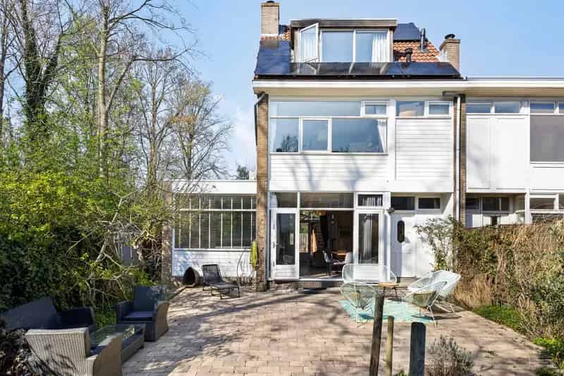 Huis te koop Rotterdam Hillegersberg 140m2  tuin